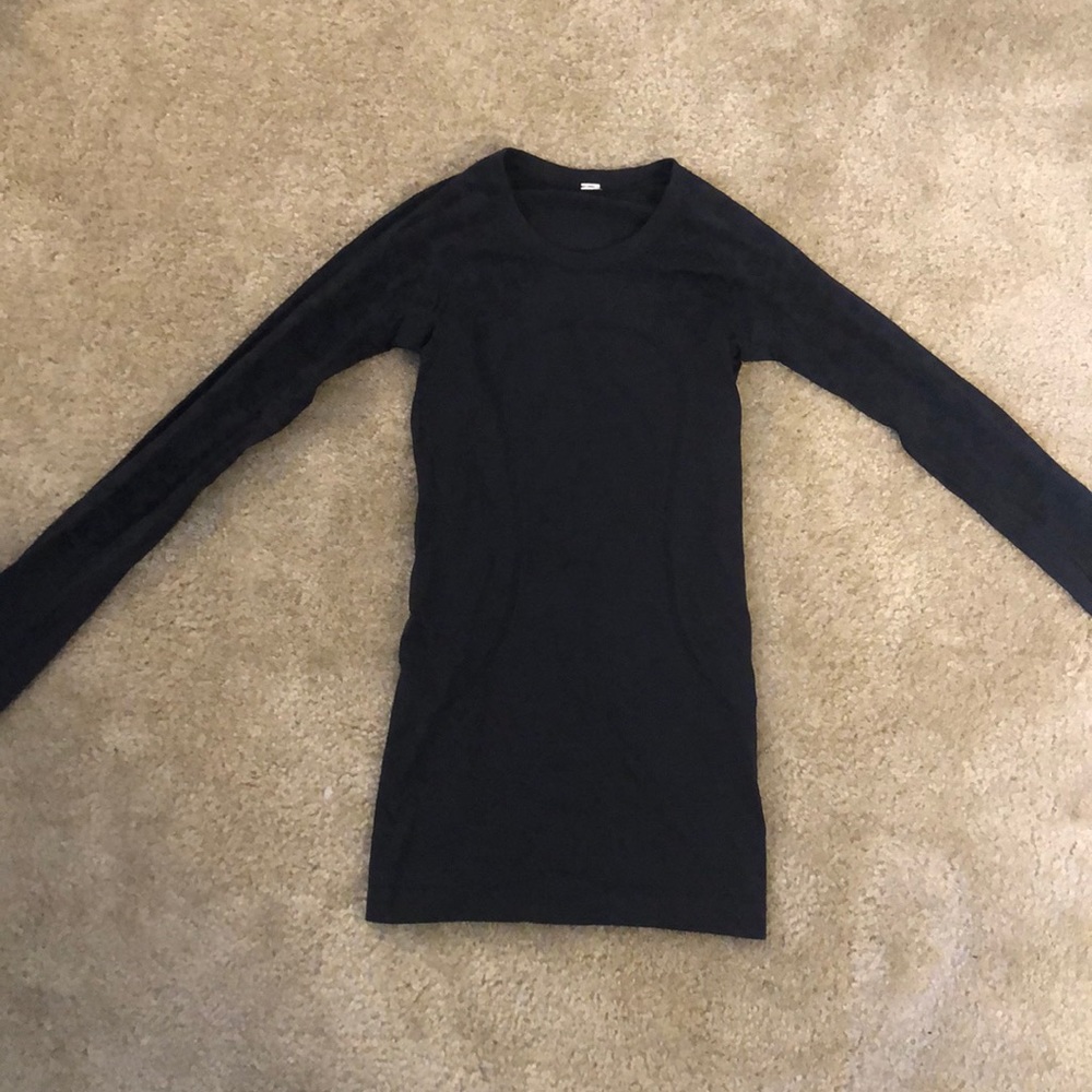 Lululemon long sleeve swiftly tech tee